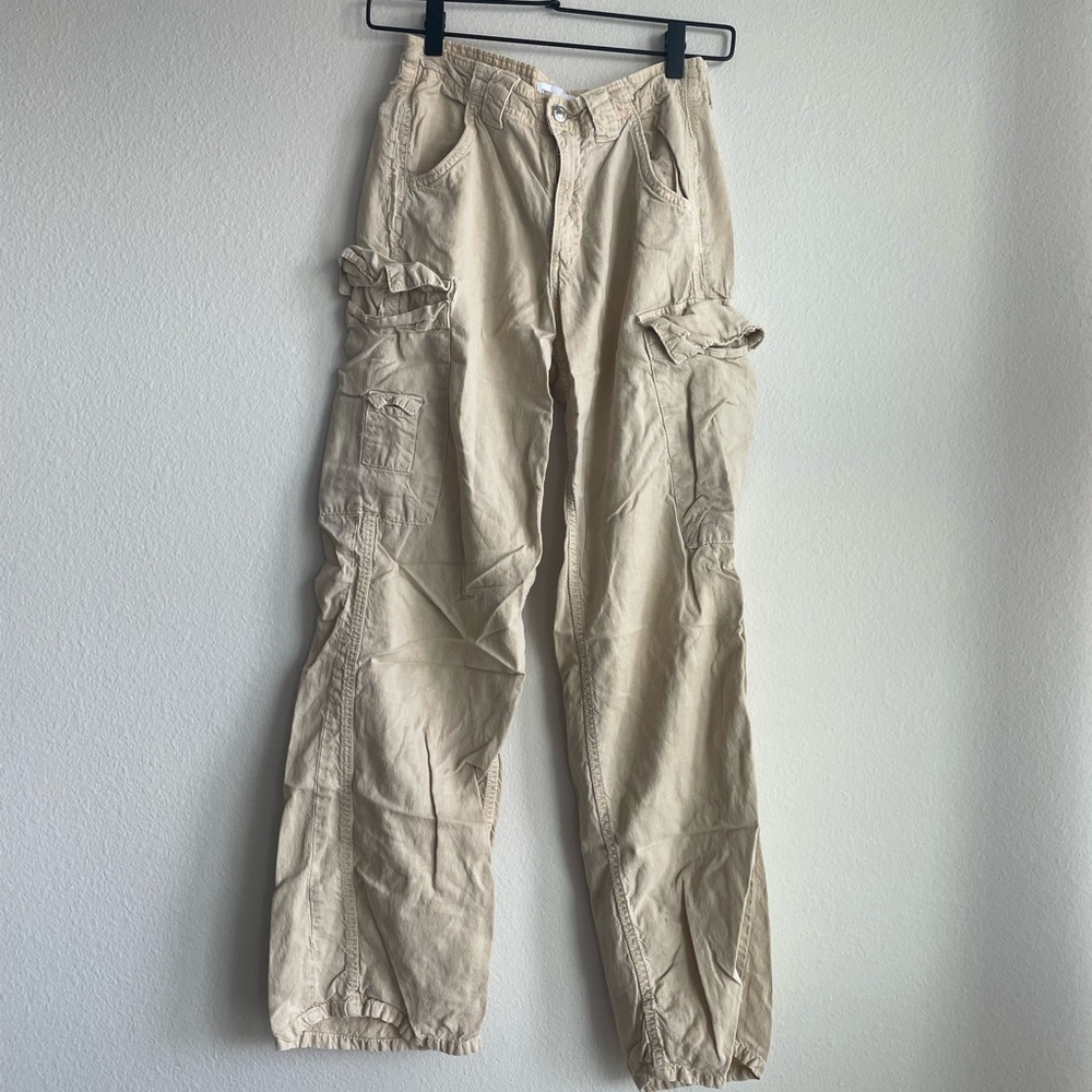 Zara Women's Tan Cargo Pants